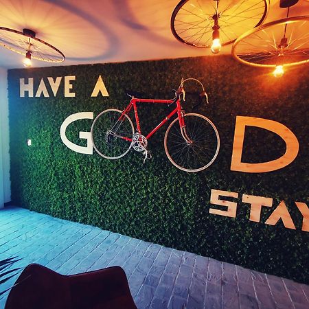 ブラーケル Apres-Velo Bed & Breakfast エクステリア 写真