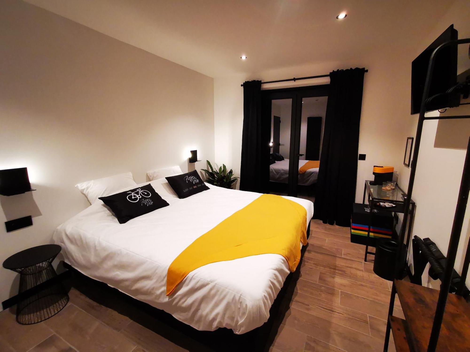 ブラーケル Apres-Velo Bed & Breakfast エクステリア 写真