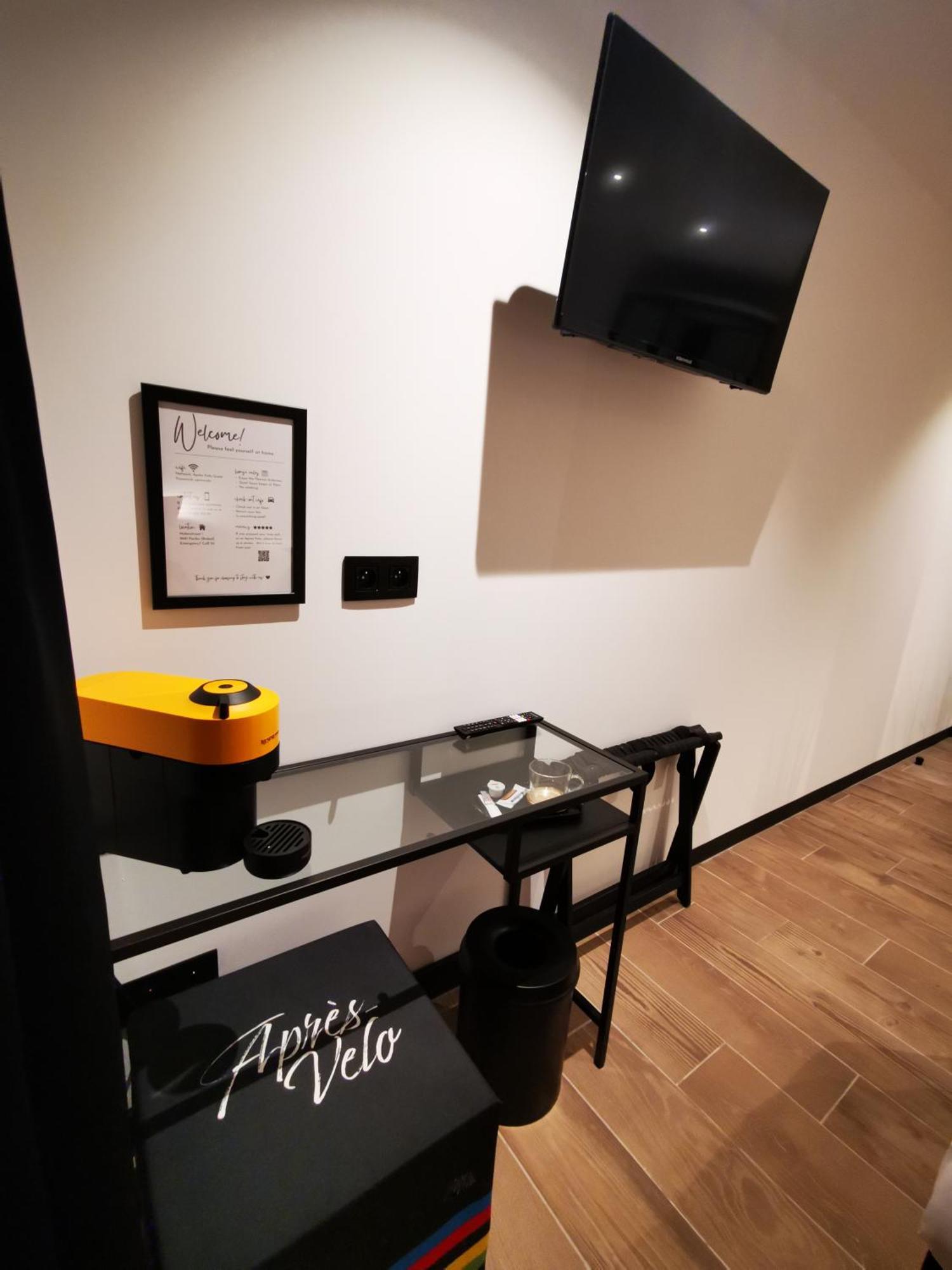 ブラーケル Apres-Velo Bed & Breakfast エクステリア 写真