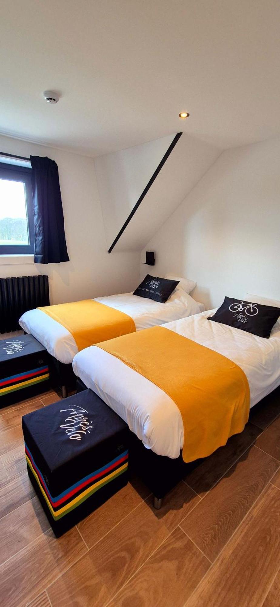 ブラーケル Apres-Velo Bed & Breakfast エクステリア 写真